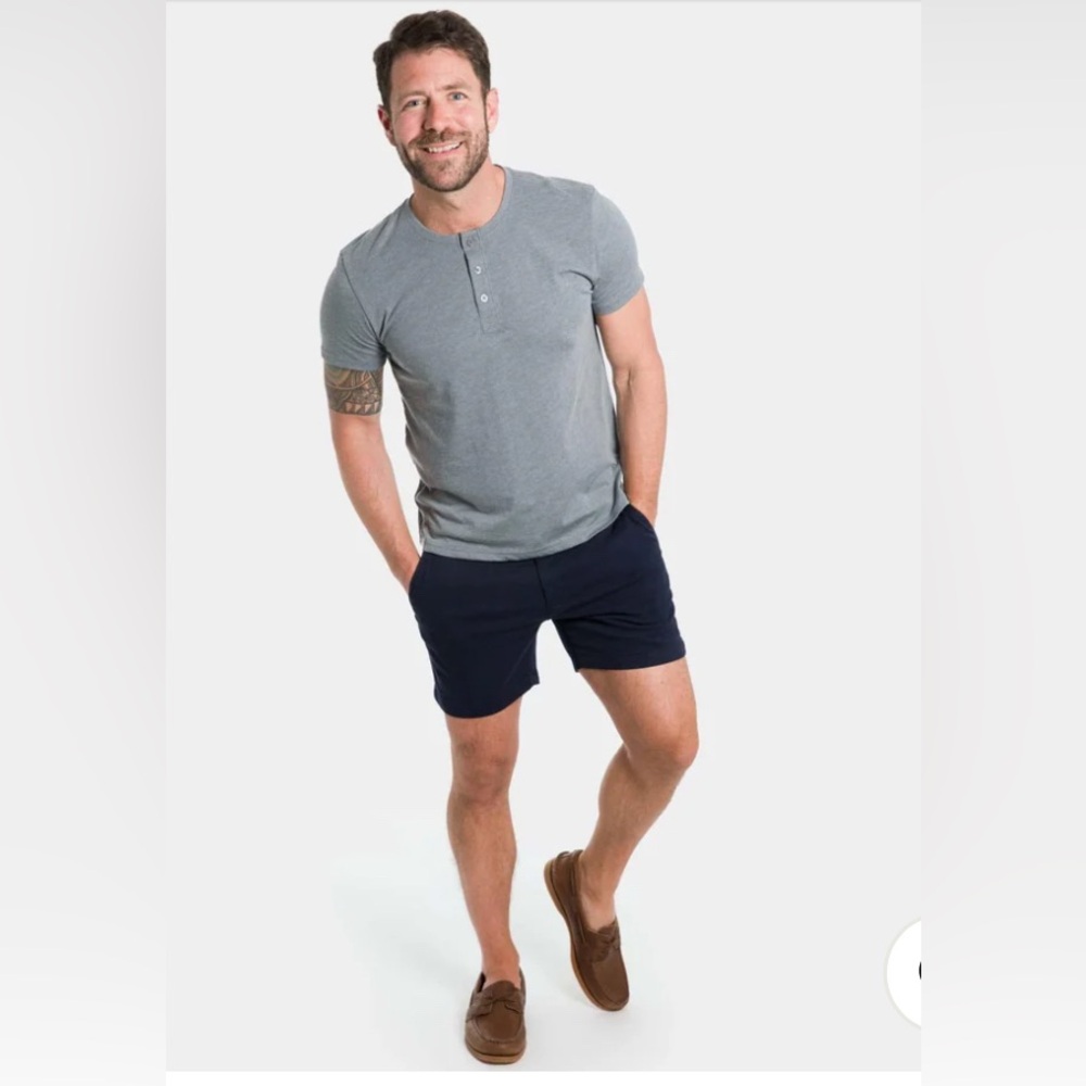 NWT Ash & Erie 5” stretch Chino short